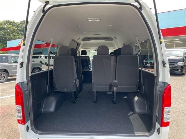 TOYOTA HIACE wagon 2025