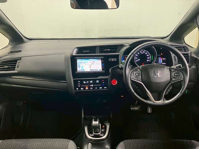 HONDA FIT HYBRID 2017