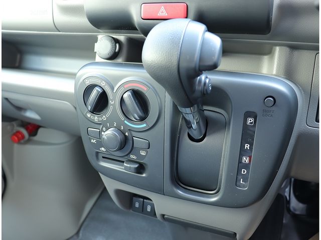 SUZUKI EVERY van 2025