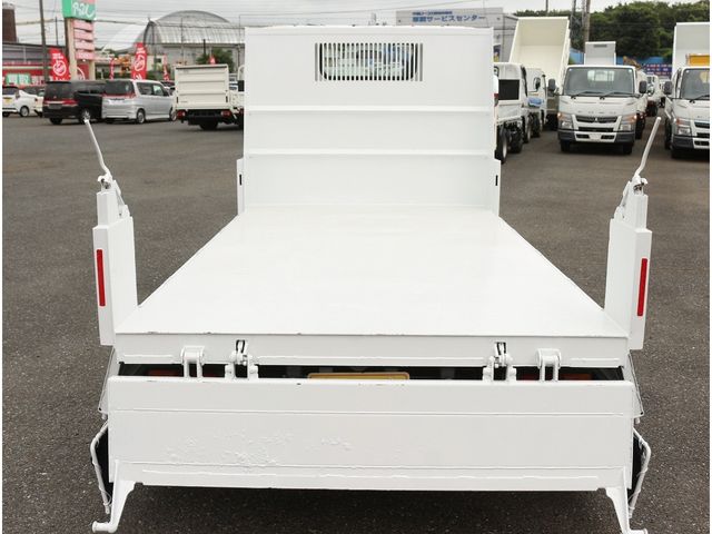 MITSUBISHI CANTER 2019