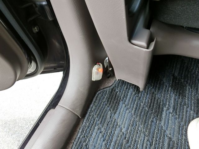 SUZUKI MR WAGON Wit 2007