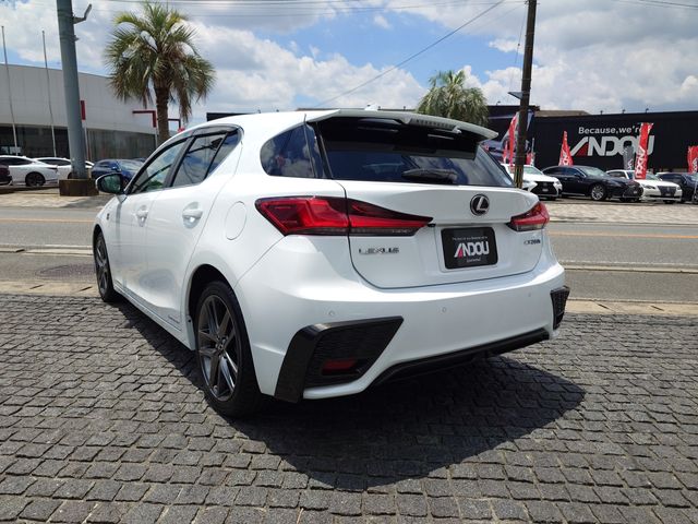 TOYOTA LEXUS CT200h 2020