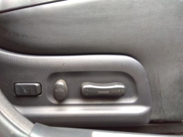 MITSUOKA GALUT2 2002