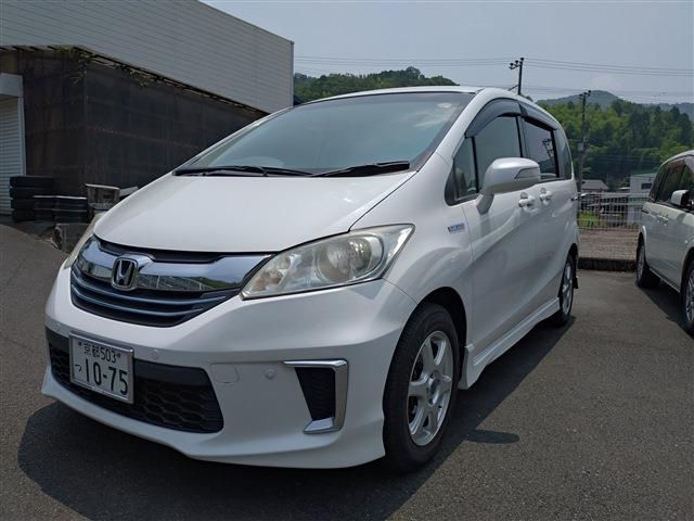 HONDA FREED HYBRID 2014
