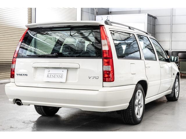 VOLVO VOLVO V70 2000