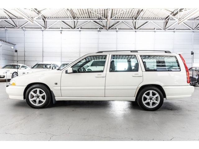 VOLVO VOLVO V70 2000