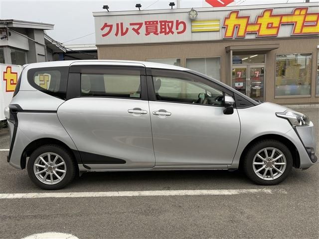 TOYOTA SIENTA 4WD 2017