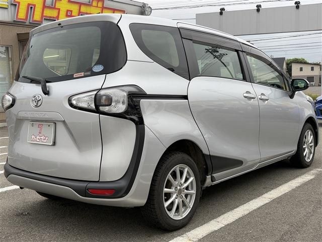TOYOTA SIENTA 4WD 2017