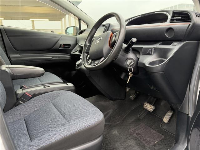 TOYOTA SIENTA 4WD 2017