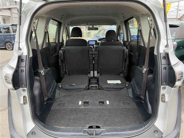 TOYOTA SIENTA 4WD 2017