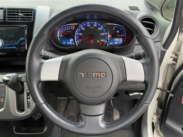 DAIHATSU MOVE CUSTOM 4WD 2013