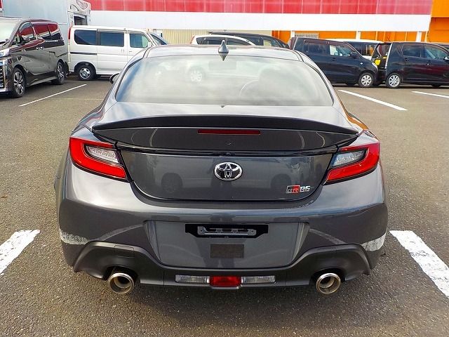TOYOTA GR86 2022