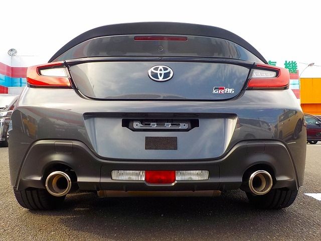 TOYOTA GR86 2022