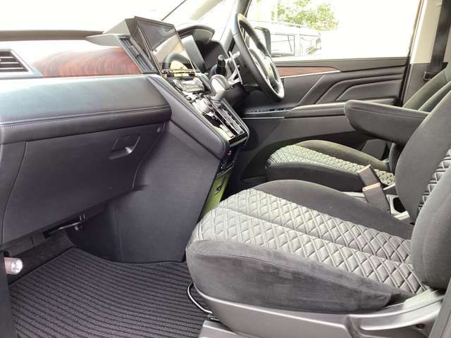 MITSUBISHI DELICA D:5 4WD 2020