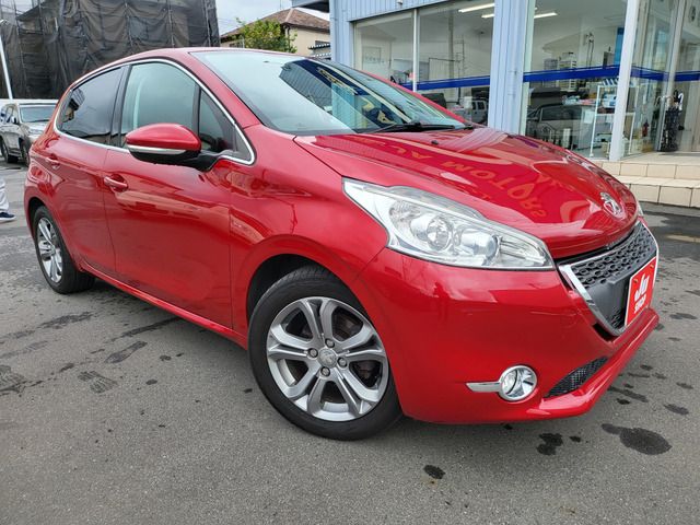 PEUGEOT PEUGEOT 208 2014