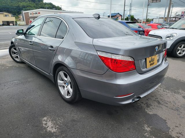 BMW BMW 5series sedan 2010
