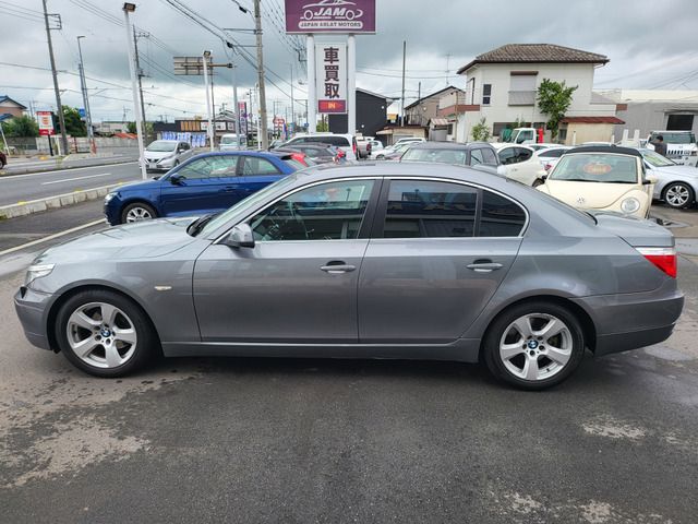 BMW BMW 5series sedan 2010