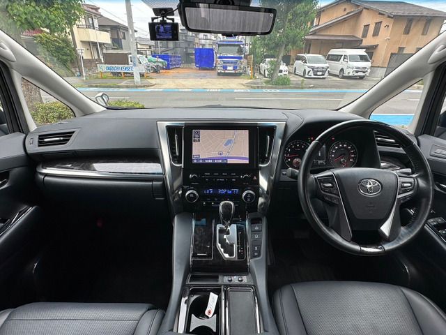 TOYOTA ALPHARD 2020