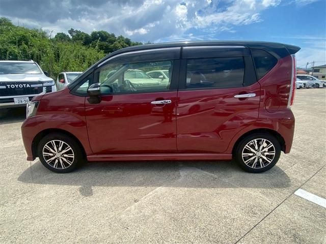 DAIHATSU MOVE CUSTOM 2015