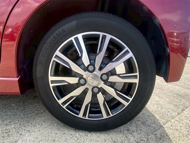 DAIHATSU MOVE CUSTOM 2015