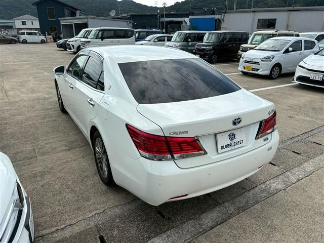 TOYOTA CROWN sedan hybrid 2015