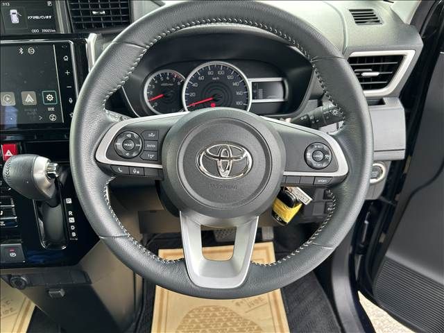 TOYOTA ROOMY 2021