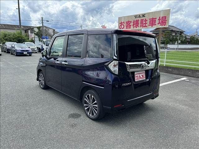 TOYOTA ROOMY 2021