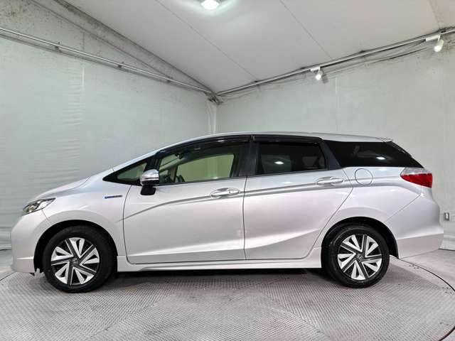 HONDA SHUTTLE HYBRID 2016