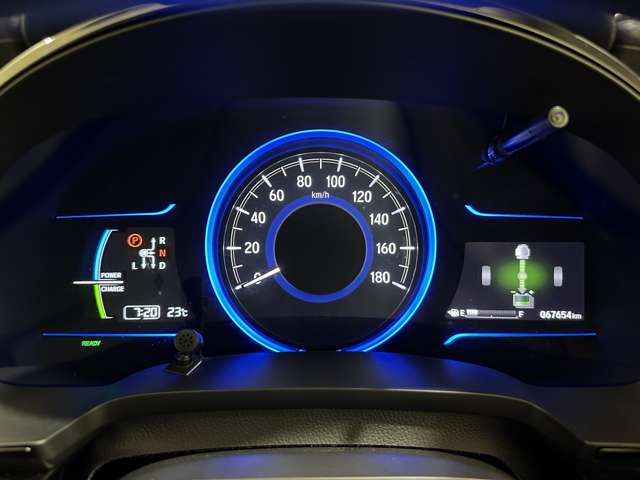 HONDA SHUTTLE HYBRID 2016