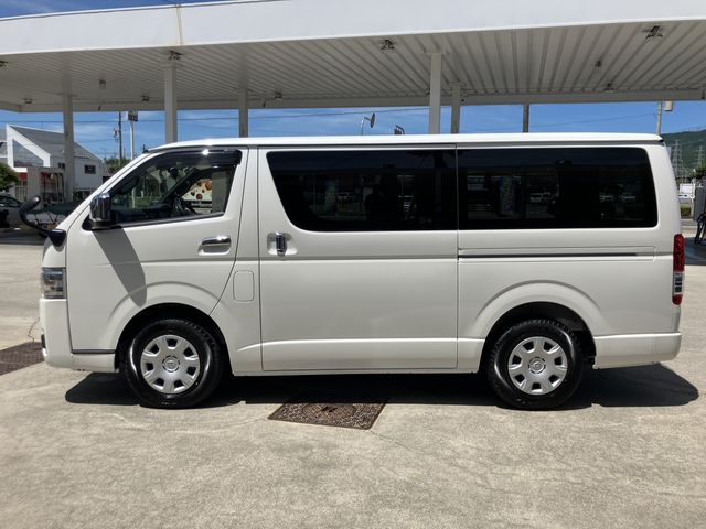 TOYOTA HIACE van 2WD 2025