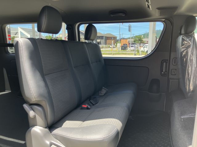 TOYOTA HIACE van 2WD 2025