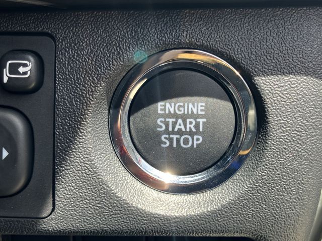 TOYOTA HIACE van 2WD 2025