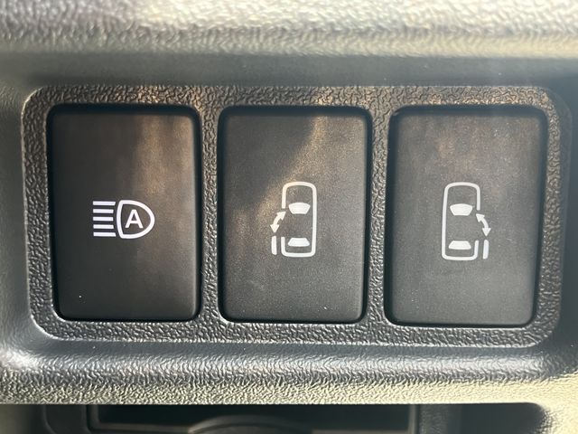 TOYOTA HIACE van 2WD 2025