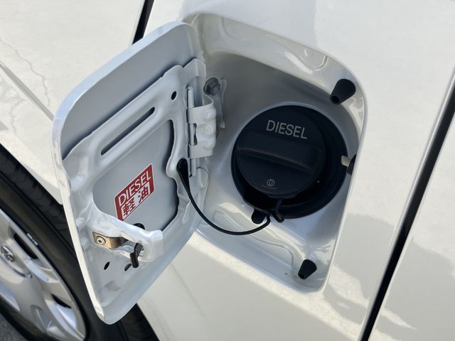 TOYOTA HIACE van 2WD 2025