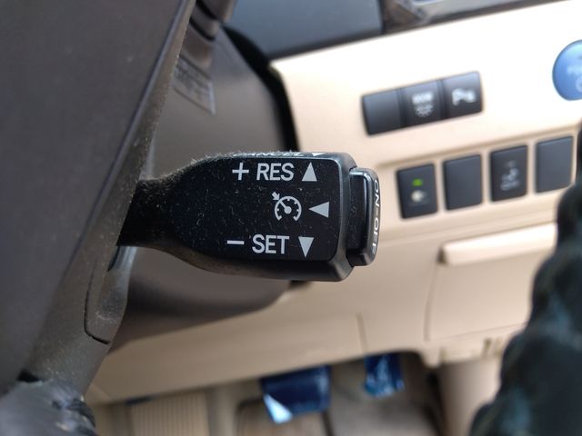 TOYOTA ALPHARD hybrid 4WD 2014