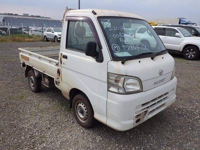 DAIHATSU HIJET truck 2011