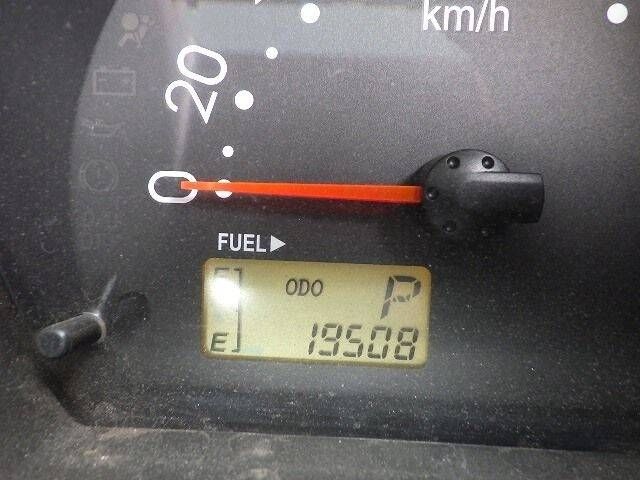 DAIHATSU HIJET truck 2011