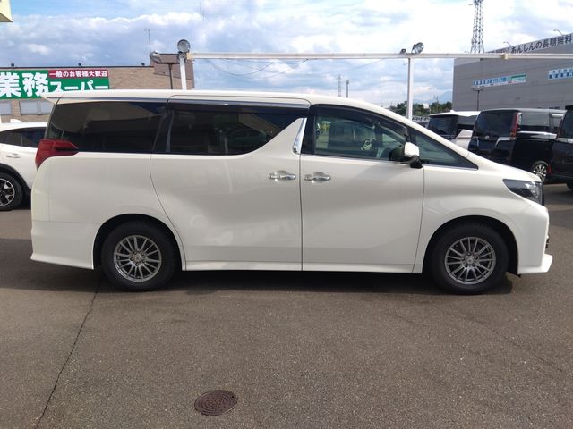 TOYOTA ALPHARD 4WD 2017