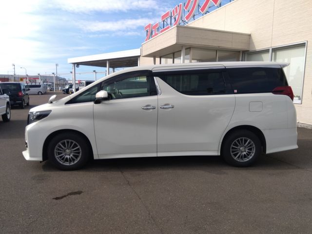 TOYOTA ALPHARD 4WD 2017