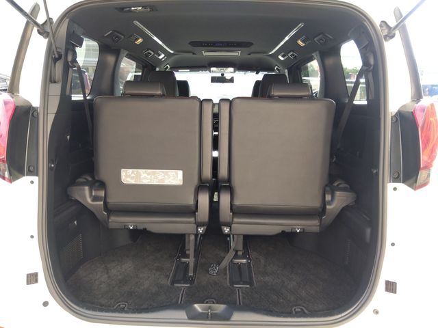 TOYOTA ALPHARD 4WD 2017