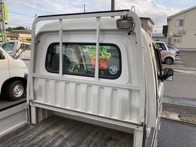 DAIHATSU HIJET truck 4WD 2014