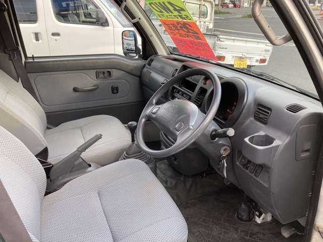 DAIHATSU HIJET truck 4WD 2014