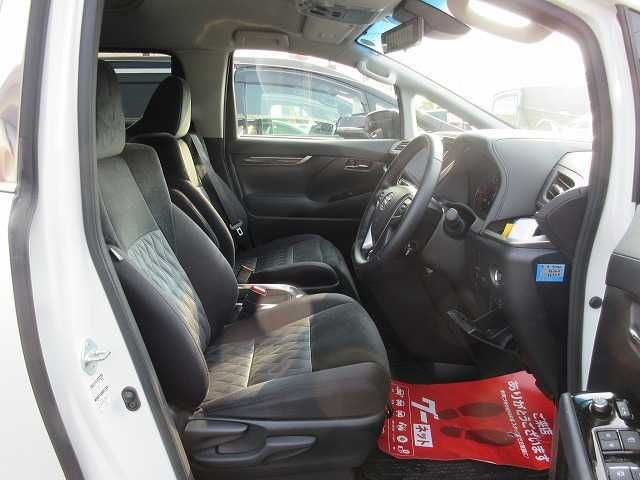 TOYOTA VELLFIRE 2019