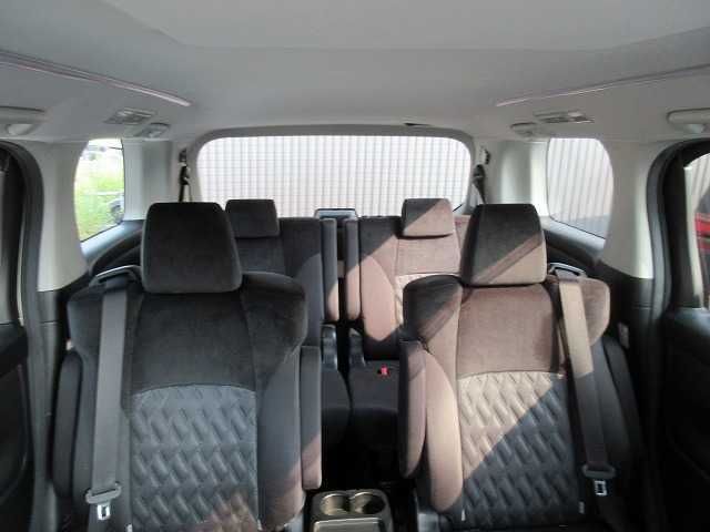 TOYOTA VELLFIRE 2019