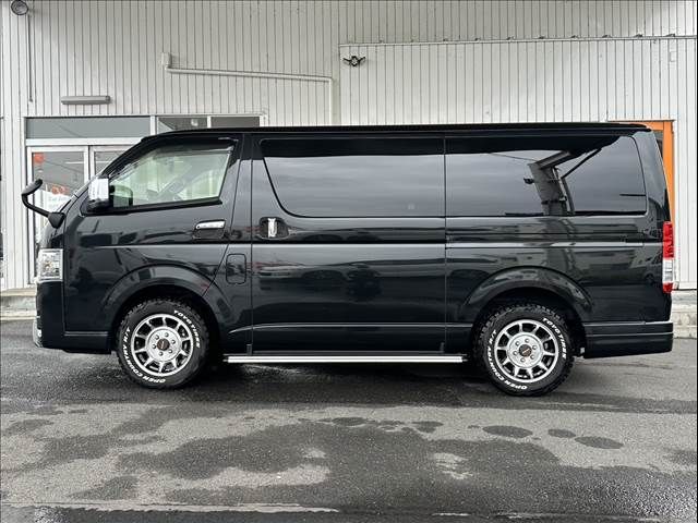 TOYOTA HIACE van 2WD 2024