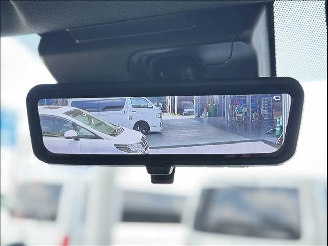 TOYOTA HIACE van 2WD 2024