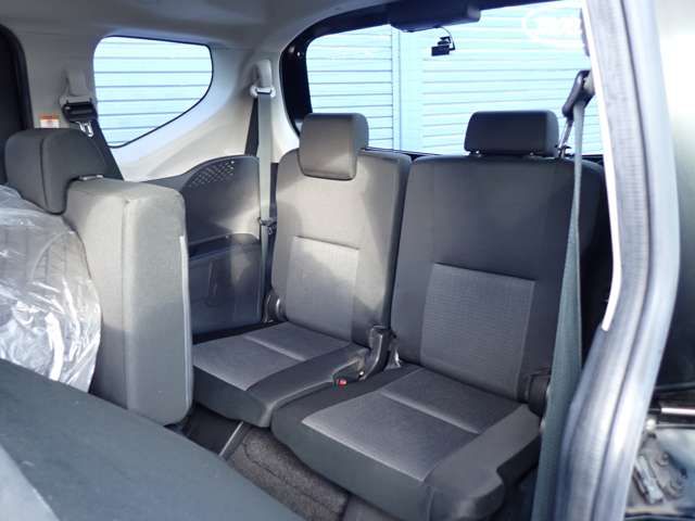 TOYOTA SIENTA HYBRID 2019