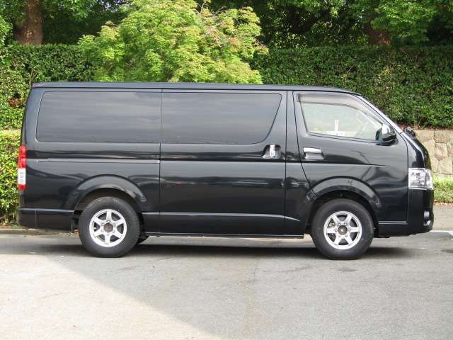 TOYOTA HIACE van 2WD 2019