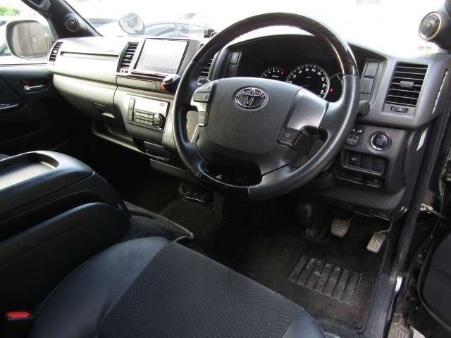 TOYOTA HIACE van 2WD 2019