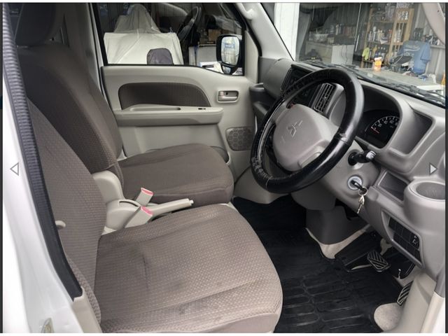 MITSUBISHI MINICAB van 2015